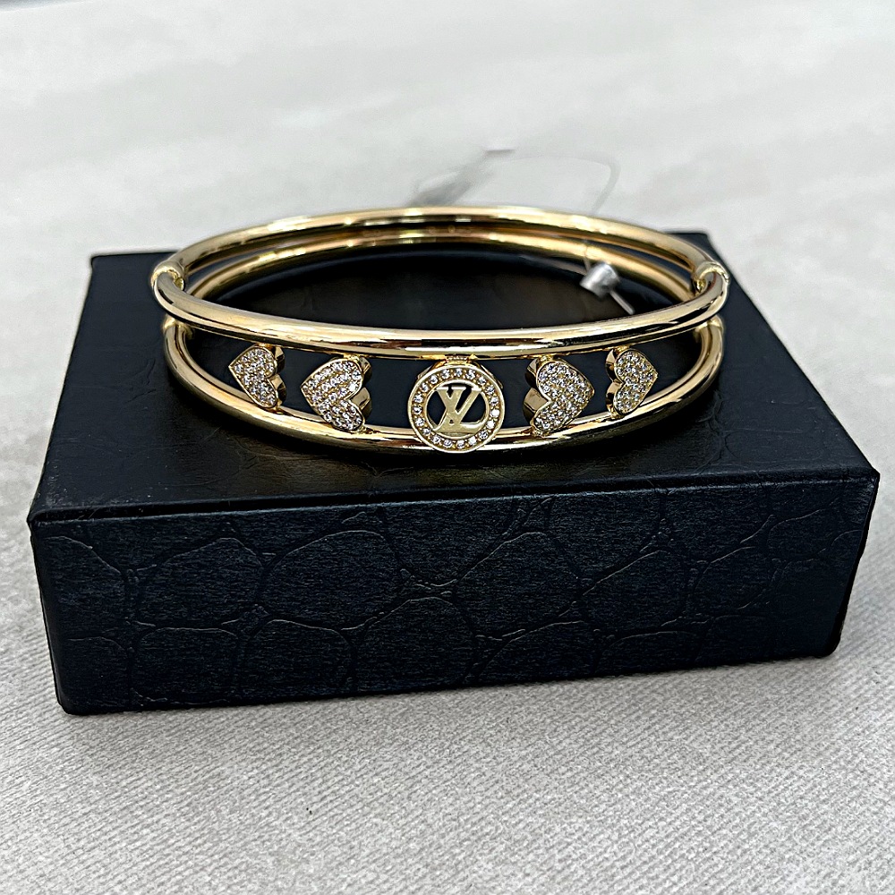 popular-goods-1